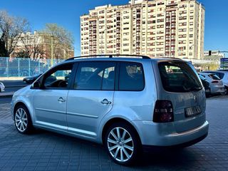 Volkswagen Touran 1.4tsi 140cv