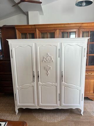 Armario Antiguo Francés