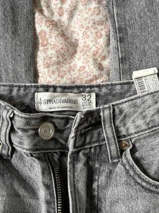 Pantalones vaqueros grises anchos