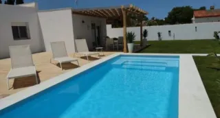 Piscinas de poliéster