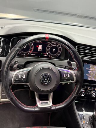 Volkswagen Golf GTI TCR 2.0 TSI 213kW(290CV) DSG