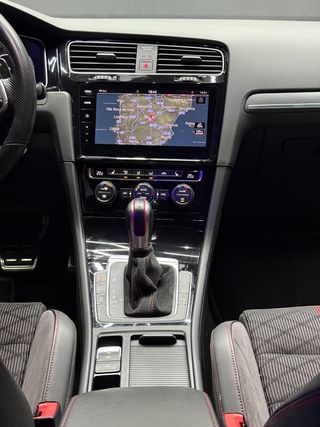 Volkswagen Golf GTI TCR 2.0 TSI 213kW(290CV) DSG