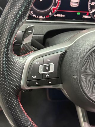 Volkswagen Golf GTI TCR 2.0 TSI 213kW(290CV) DSG