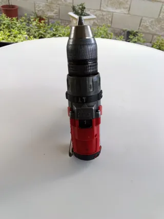 TALADRO MILWAUKEE PERCUTOR M-12 CPD