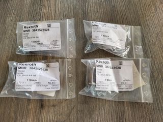 Angolare profilati Bosch 30x30 completo di dadi