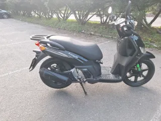 Moto Keeway Outlook 125cc - 122.000 km con traspas