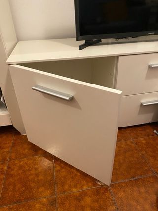 Mueble TV blanco