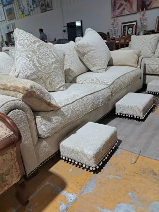 Sofá Chester de Tela con Plumas