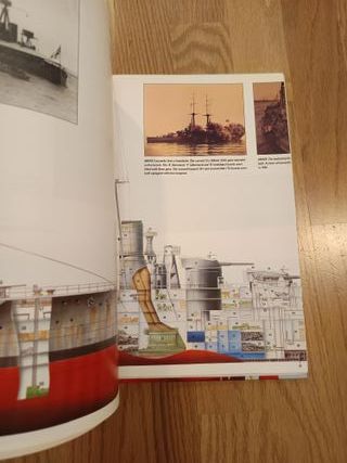 The Gatefold Book of the World's Great Warships