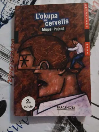 L'okupa de cervells (Catalan Edition)