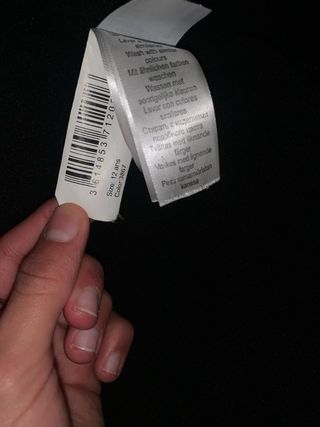 Chaqueta de invierno negra con capucha de pelos