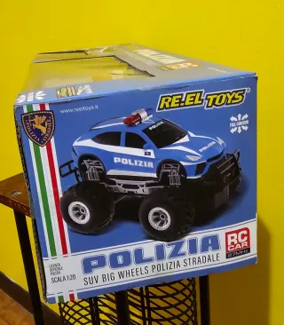 Auto RC Polizia SUV Big Wheels Scala 1/20