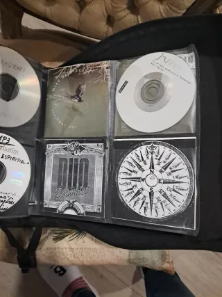 Coleccion de cds y dvds