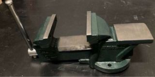 Tornillo de banco robusto