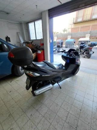 Suzuki burgman 400 del 2007