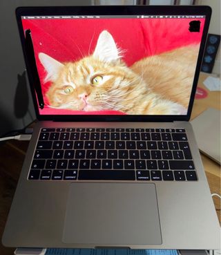 MacBook Pro 13 2016 8GB RAM 256GB Plata