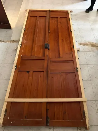 2 Puertas Madera Antiguas 100€ CADA UNA