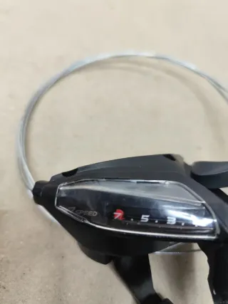 Manetas Freno/Cambio Shimano V-Brake