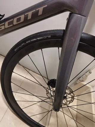 Scott Addict 30 Di2 *Impecable* Ruedas Carbono