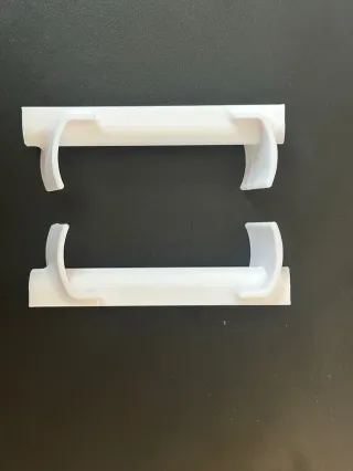 Adaptador para trona STROKKE para caja metálica