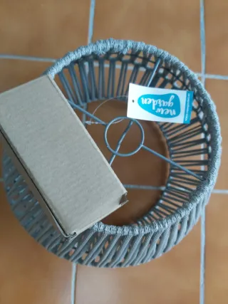 Lámpara de techo tengo dos iguales cada una 35 eu