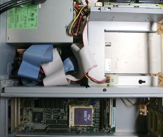 Retro PC Packard Bell Packmate P Intel 486 33Mhz