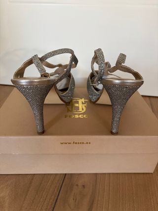 Sandalias plateadas FOSCO tacón alto