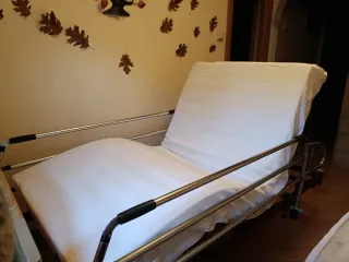 Cama articulada madera y metal