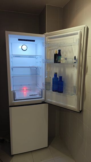 Nevera Beko blanca