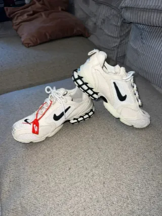 Nike Air Zoom Spiridon Stussy Beige Talla 39