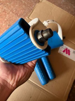 Pedales y puños BH antiguos