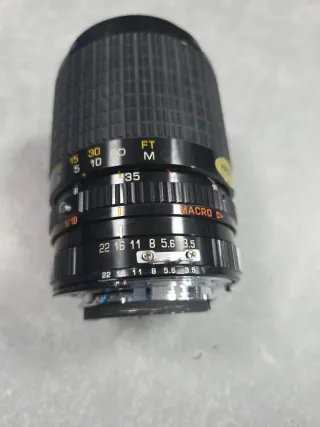 Objetivo Tokina 35-70mm f/3.5-4.5 Macro