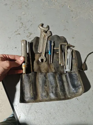 Herramienta original BMW f 650 gs dakar