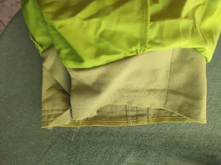 Traje de flamenca, verde pistacho y salmón