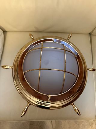 Lámpara náutica madera y latón