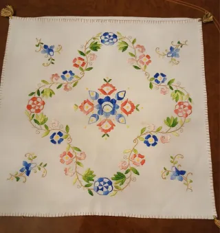 Fundas de tela bordadas multicolor