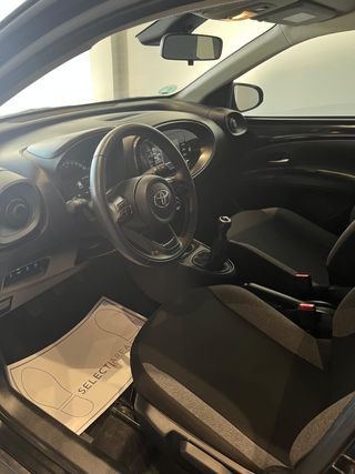 TOYOTA Aygo X Cross 1.0 72cv - 2023