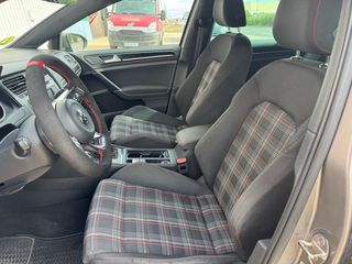 Volkswagen Golf GTI VII 2016