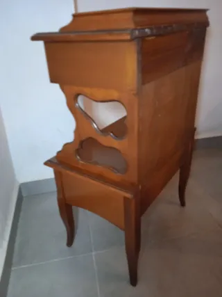 Auxiliar vintage de madera