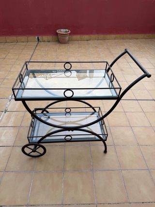 Camarera de forja con cristal