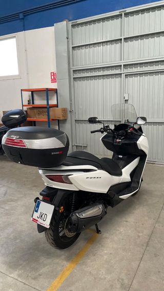 Honda Forza 300 Blanca