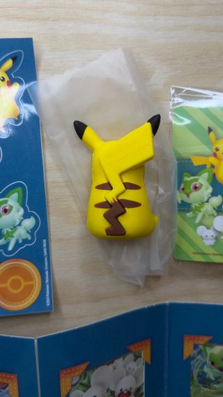 Pack Pokémon Paldea Adventure Chest