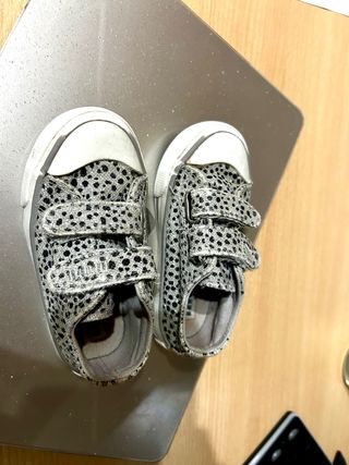Zapatos niña estampado leopardo talla 22