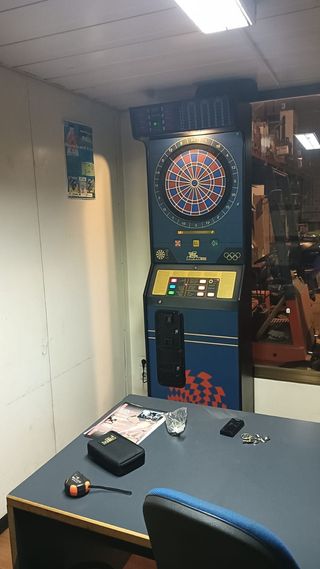 Máquina Profesional de Dardos Electrónica