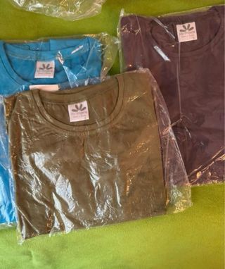 Camiseta de algodón azul