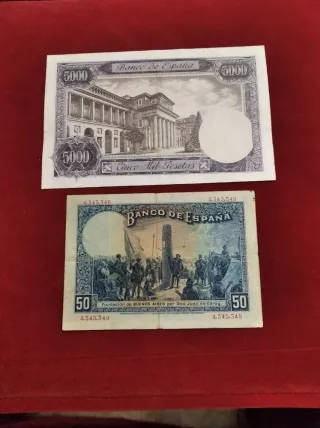 Lote 2 Billetes Antiguos Españoles: 5000 y 50 Pese
