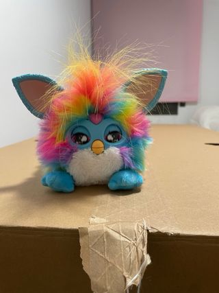 Furby DJ Peluche Interactivo Arcoíris