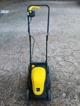 Cortacésped Eléctrico Amarillo y Negro