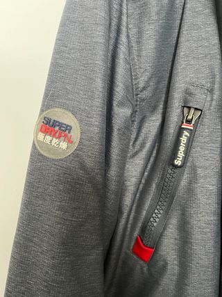 Chaqueta Superdry Gris
