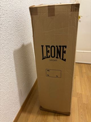 Saco boxeo LEONE 30kg rojo